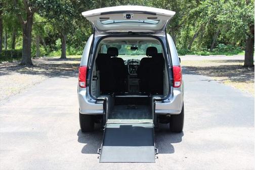 2014 Dodge Grand Caravan AVP/SE
