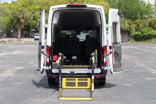 2020 Ford Transit-350 XL
