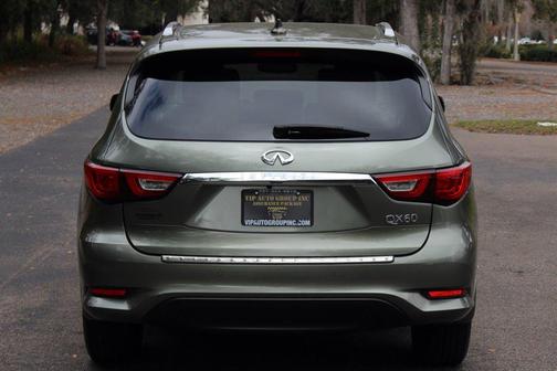 2017 INFINITI QX60 Base