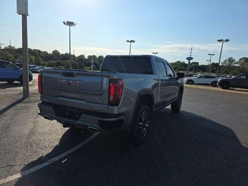 Sterling 2024 GMC Sierra 1500 AT4