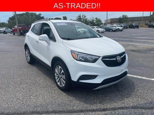 Summit White 2017 Buick Encore Preferred