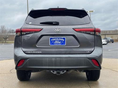 2021 Toyota Highlander LE