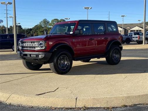 2025 Ford Bronco Base