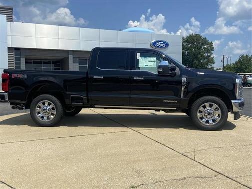 2025 Ford F-350 Lariat Super Duty