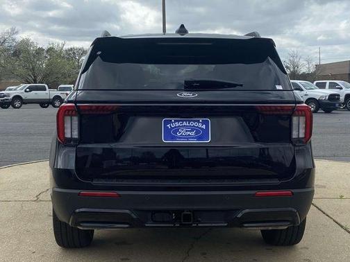 Black Metallic 2026 Ford Explorer ST-Line