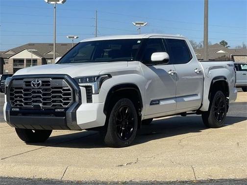 2025 Toyota Tundra Platinum