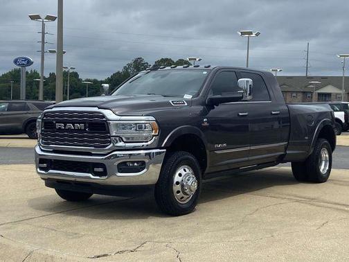 Crystal Metallic 2020 RAM 3500 Limited