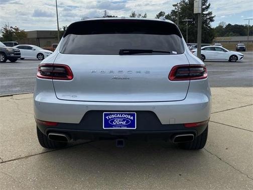 2018 Porsche Macan Base