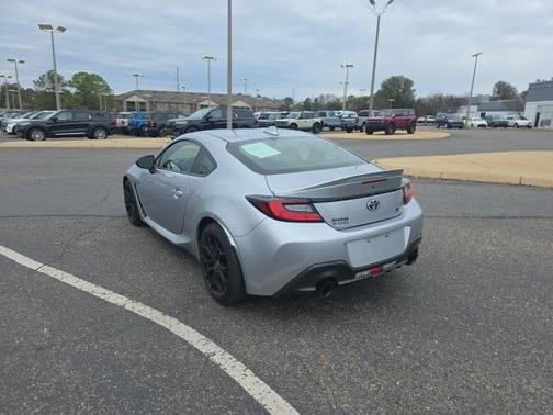 2025 Toyota GR86 Premium