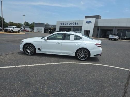 2024 Genesis G70 2.5T
