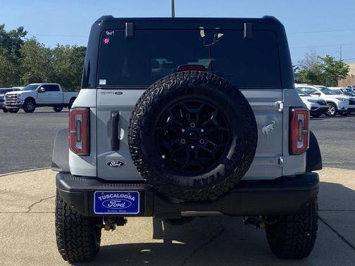 Avalanche 2026 Ford Bronco Badlands