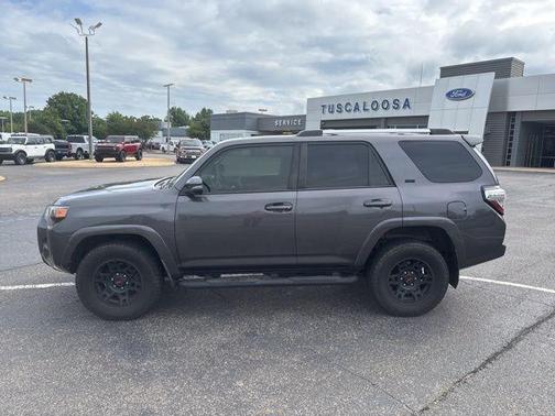 Magnetic Gray Metallic 2022 Toyota 4Runner SR5 Premium