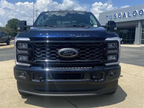 2025 Ford F-350 Lariat Super Duty