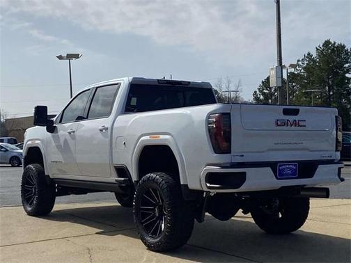 2024 GMC Sierra 2500 AT4