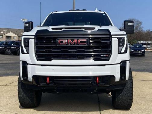 2024 GMC Sierra 2500 AT4