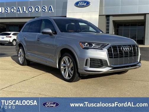 2022 Audi Q7 45 Premium