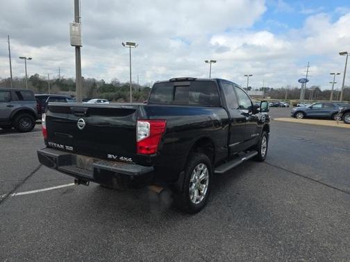 2018 Nissan Titan XD SV