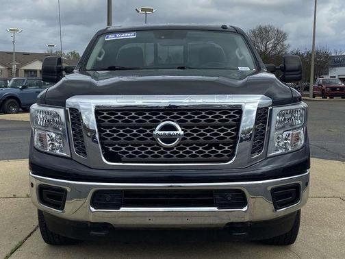2018 Nissan Titan XD SV