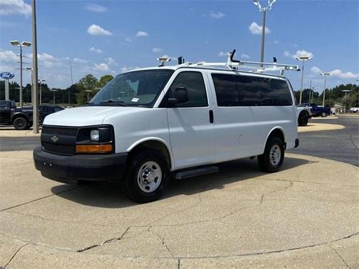 2015 Chevrolet Express 2500 LS