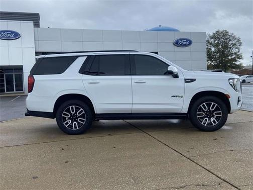 2022 GMC Yukon AT4