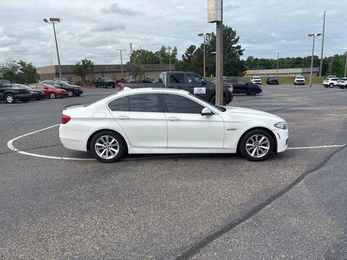Alpine White 2015 BMW 528 i