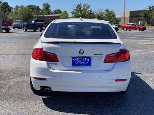 Alpine White 2015 BMW 528 i