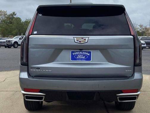 2024 Cadillac Escalade Luxury