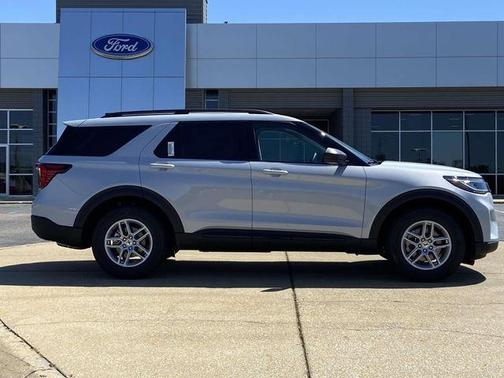 White 2026 Ford Explorer Active