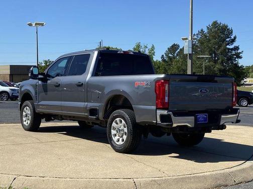2024 Ford F-250 XLT