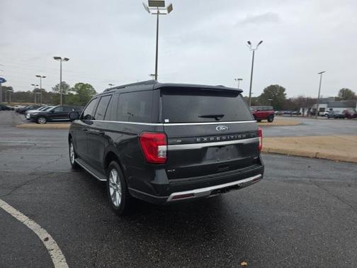 2022 Ford Expedition Max XLT