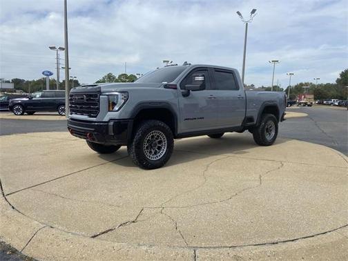 2024 GMC Sierra 2500 AT4X