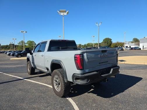 2024 GMC Sierra 2500 AT4X