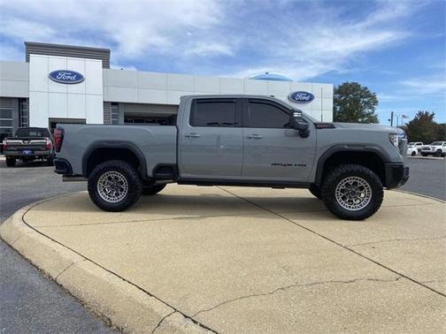 2024 GMC Sierra 2500 AT4X