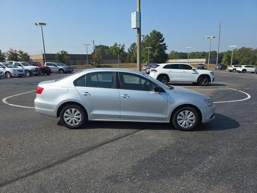 2012 Volkswagen Jetta Base