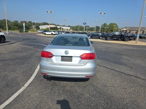 2012 Volkswagen Jetta Base