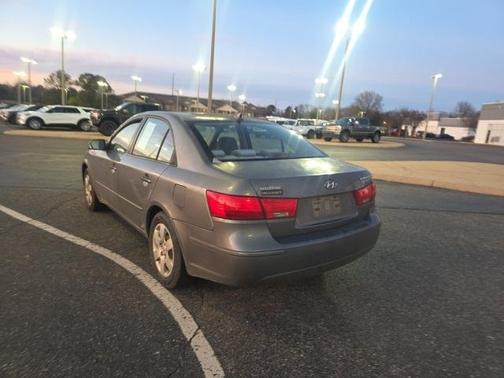 2010 Hyundai SONATA GLS