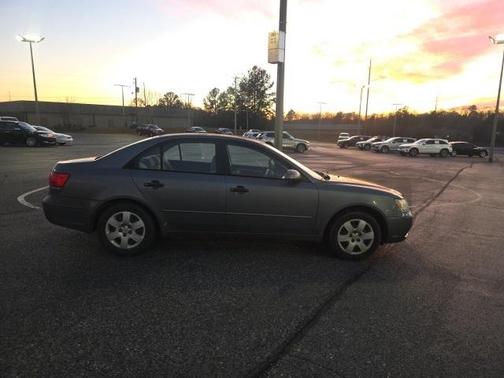2010 Hyundai SONATA GLS