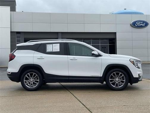 2023 GMC Terrain SLT