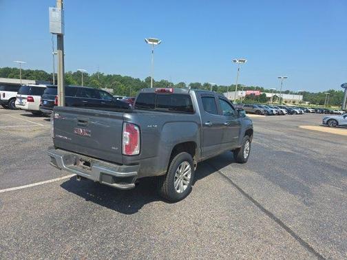 Steel Metallic 2018 GMC Canyon SLT