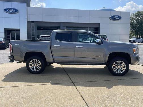 Steel Metallic 2018 GMC Canyon SLT