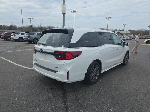 2025 Honda Odyssey Touring