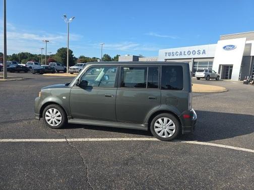 2005 Scion xB