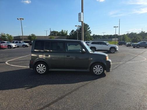 2005 Scion xB