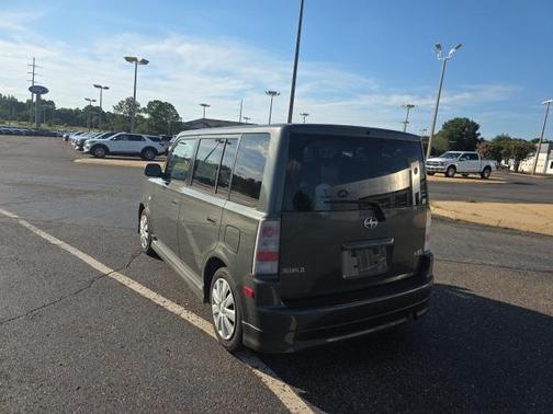 2005 Scion xB
