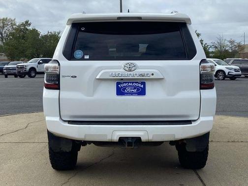 Super White 2017 Toyota 4Runner SR5