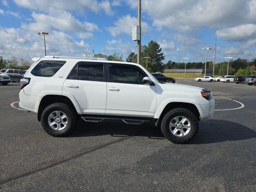 White 2017 Toyota 4Runner SR5
