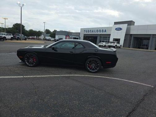 Pitch Black Clearcoat 2022 Dodge Challenger R/T Scat Pack