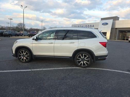 2020 Honda Pilot Touring 7-Passenger