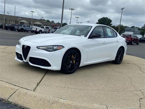 2020 Alfa Romeo Giulia Base