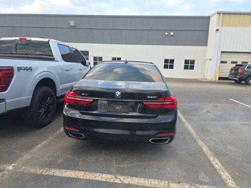 2019 BMW 740 i xDrive